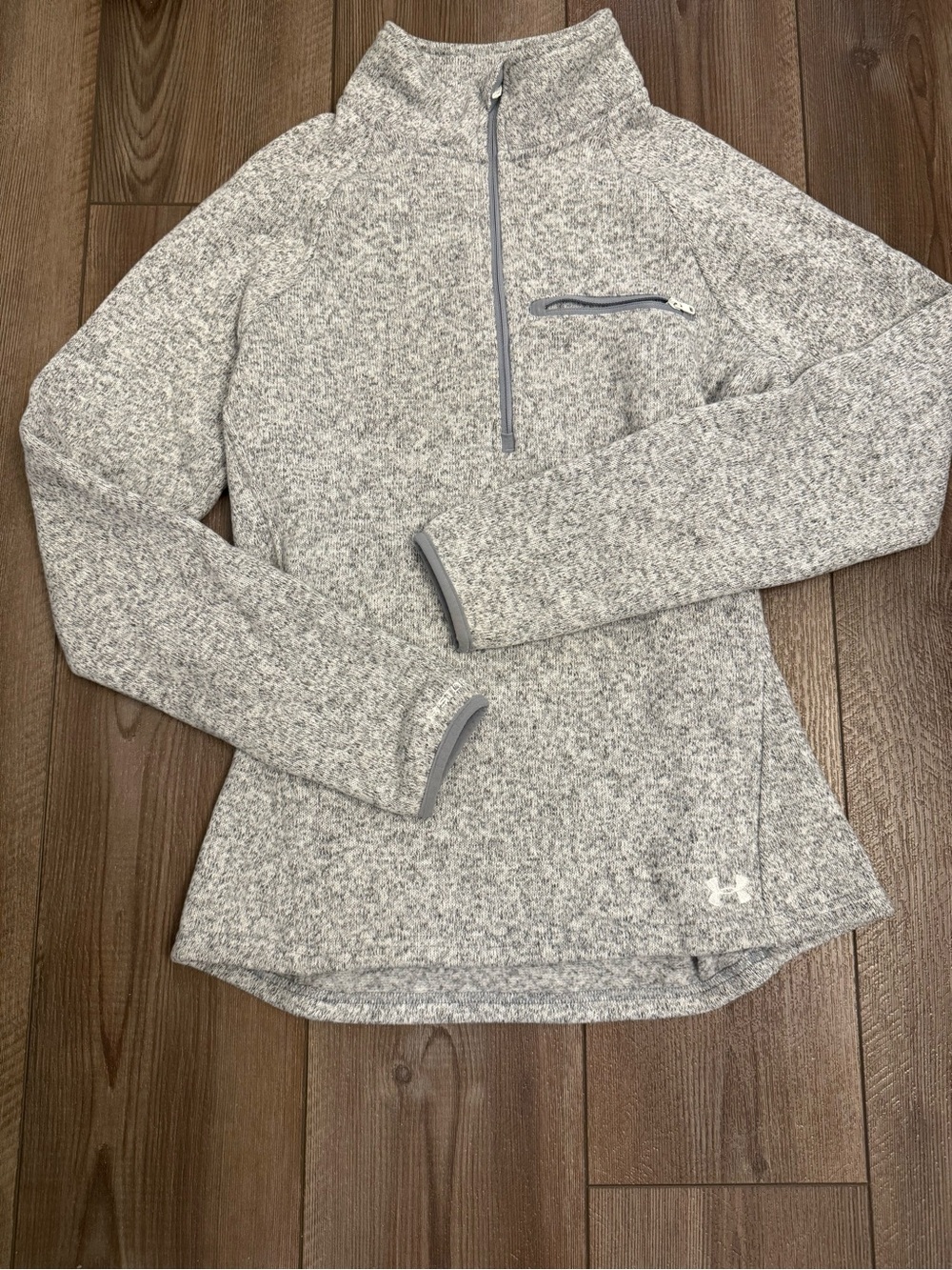 Under Armour Women’s Light Gray Heather Quarter-Zip Pullover